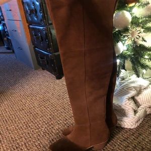 Over the knee boot. Brown size 8